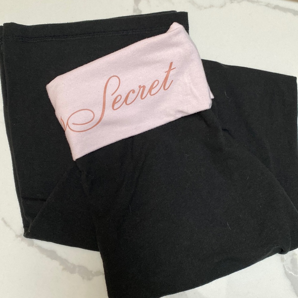 Victoria’s Secret yoga pants